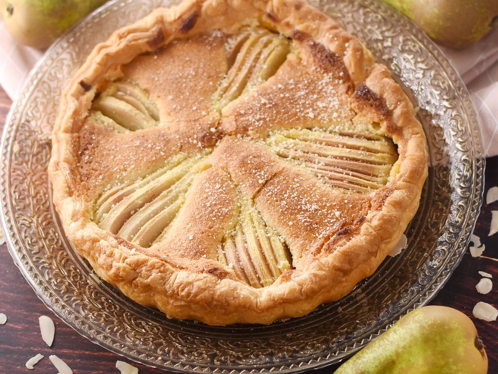 Tarte Frangipane Aux Poires Et Au Chocolat : Recette De Tarte ...