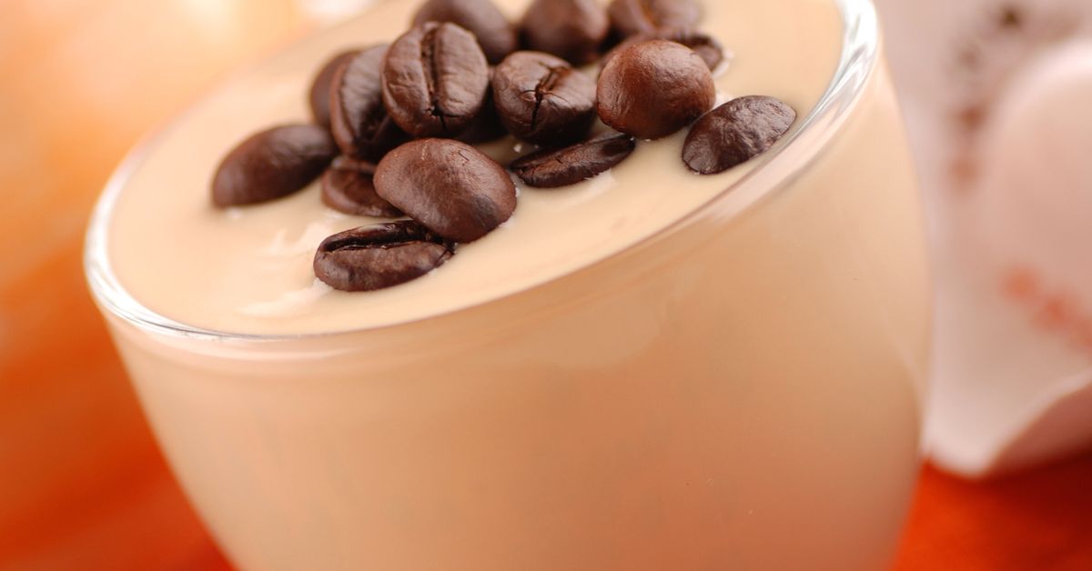 Yaourt maison au café : recette de Yaourt maison au café