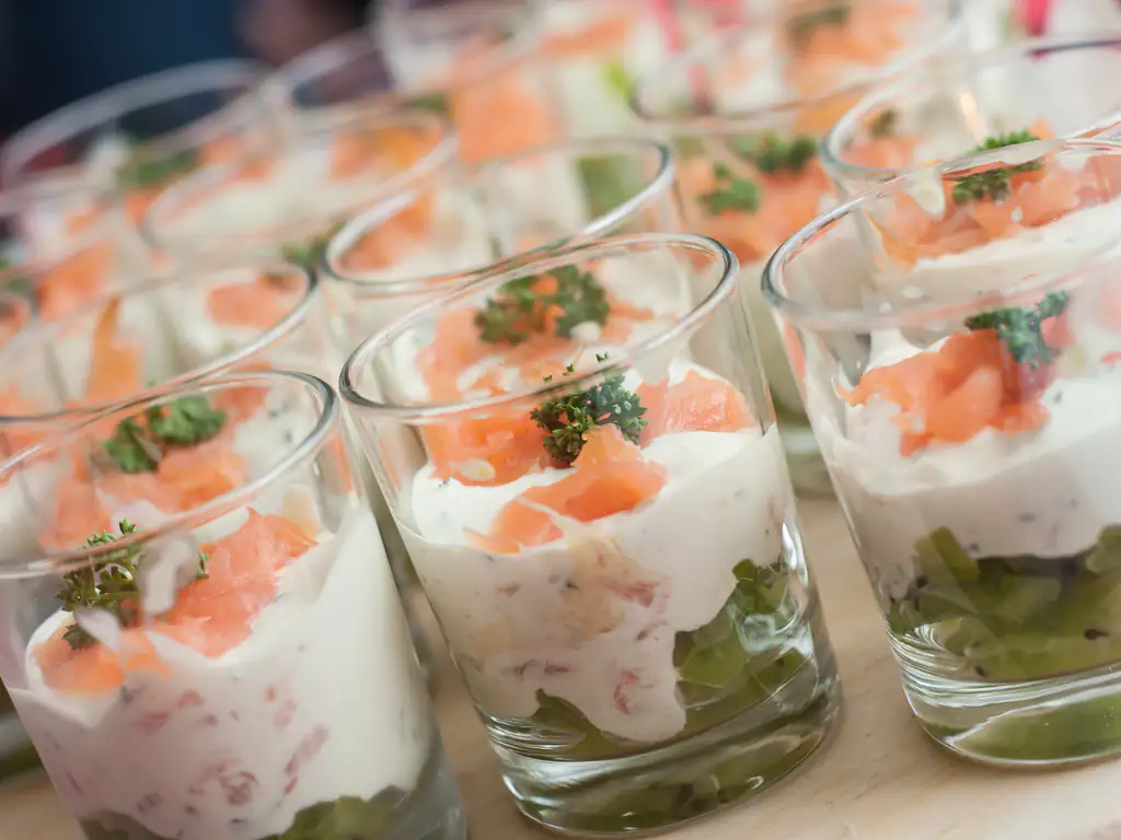 verrines bicolores kiwi-saumon