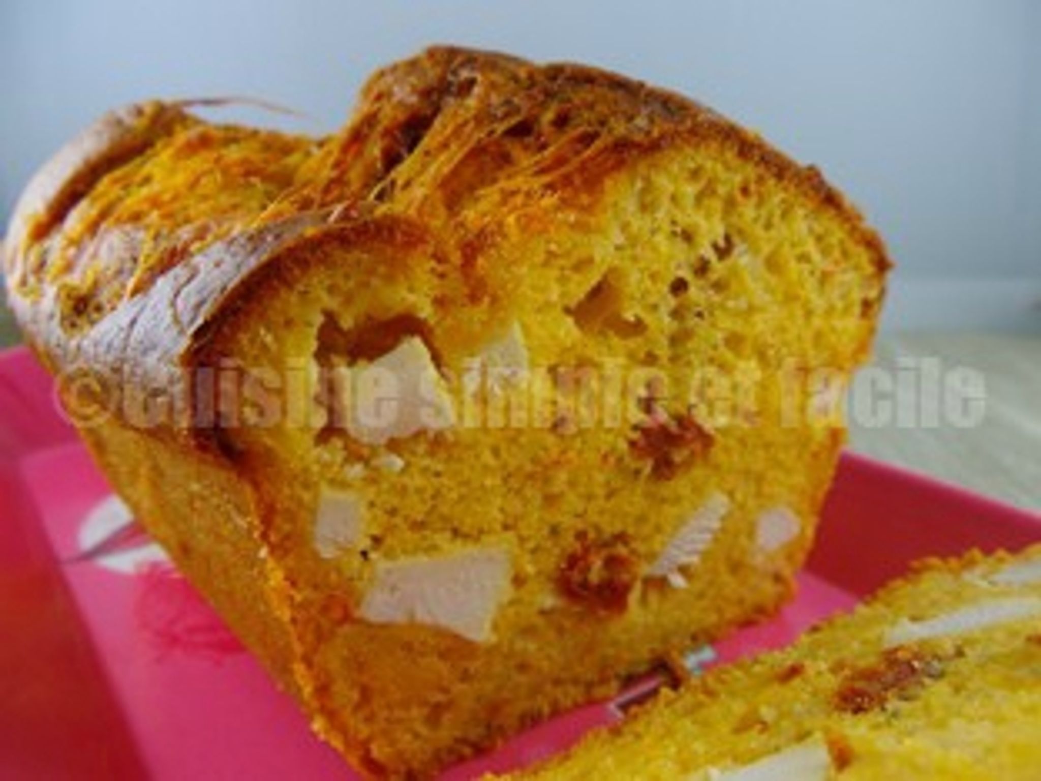 Cake poulet fumé - curry : Recette de Cake poulet fumé - curry - Marmiton