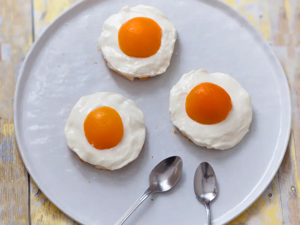 les oeufs au plat (dessert enfant)