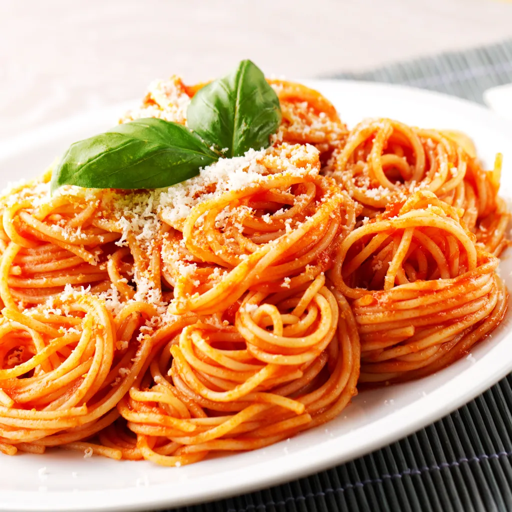 Spaghetti sauce tomate à l'ancienne : recette de Spaghetti sauce tomate à  l'ancienne