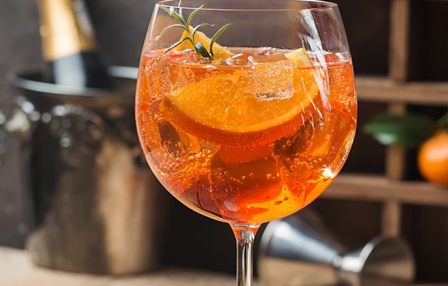 Aperol Spritz Recette de Aperol Spritz 1001Cocktails