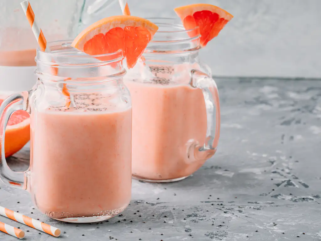 smoothie pêches pamplemousse verveine