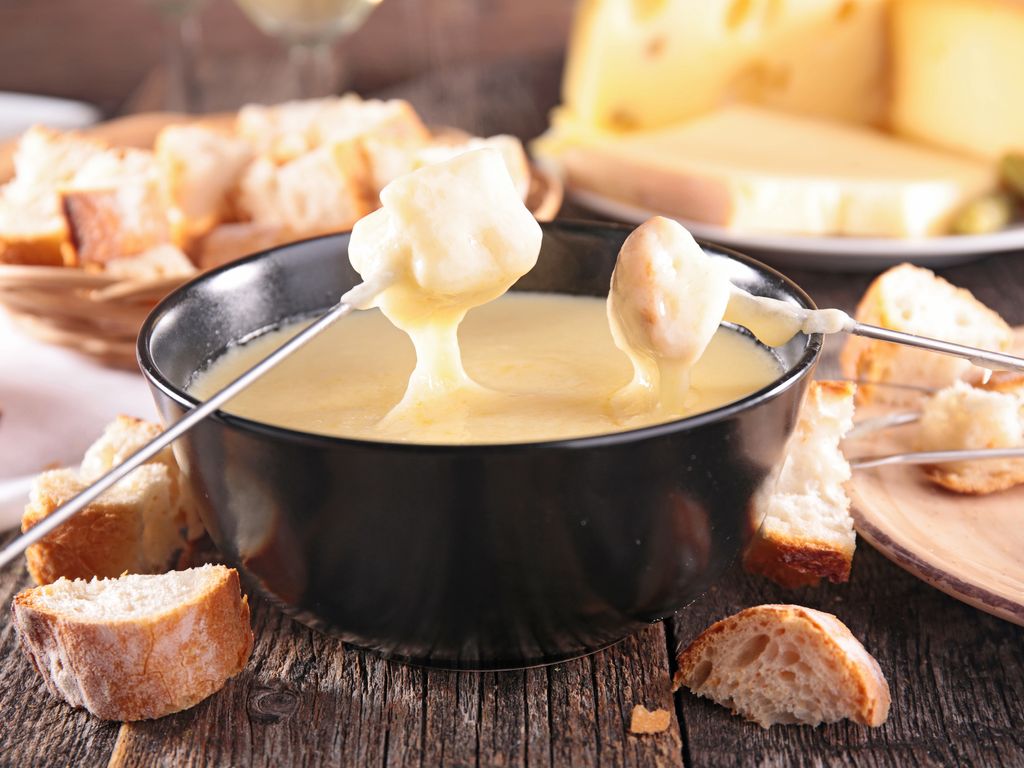 Fondue au fromage suisse (la meilleure)