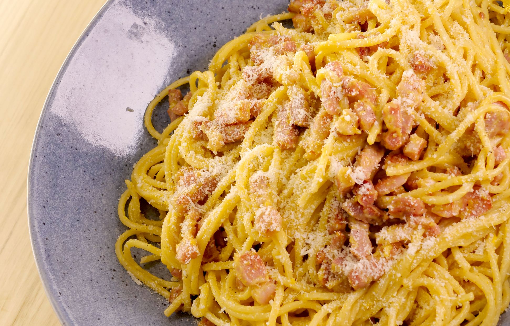 Spaghetti à la Carbonara Recette de Spaghetti à la Carbonara Marmiton