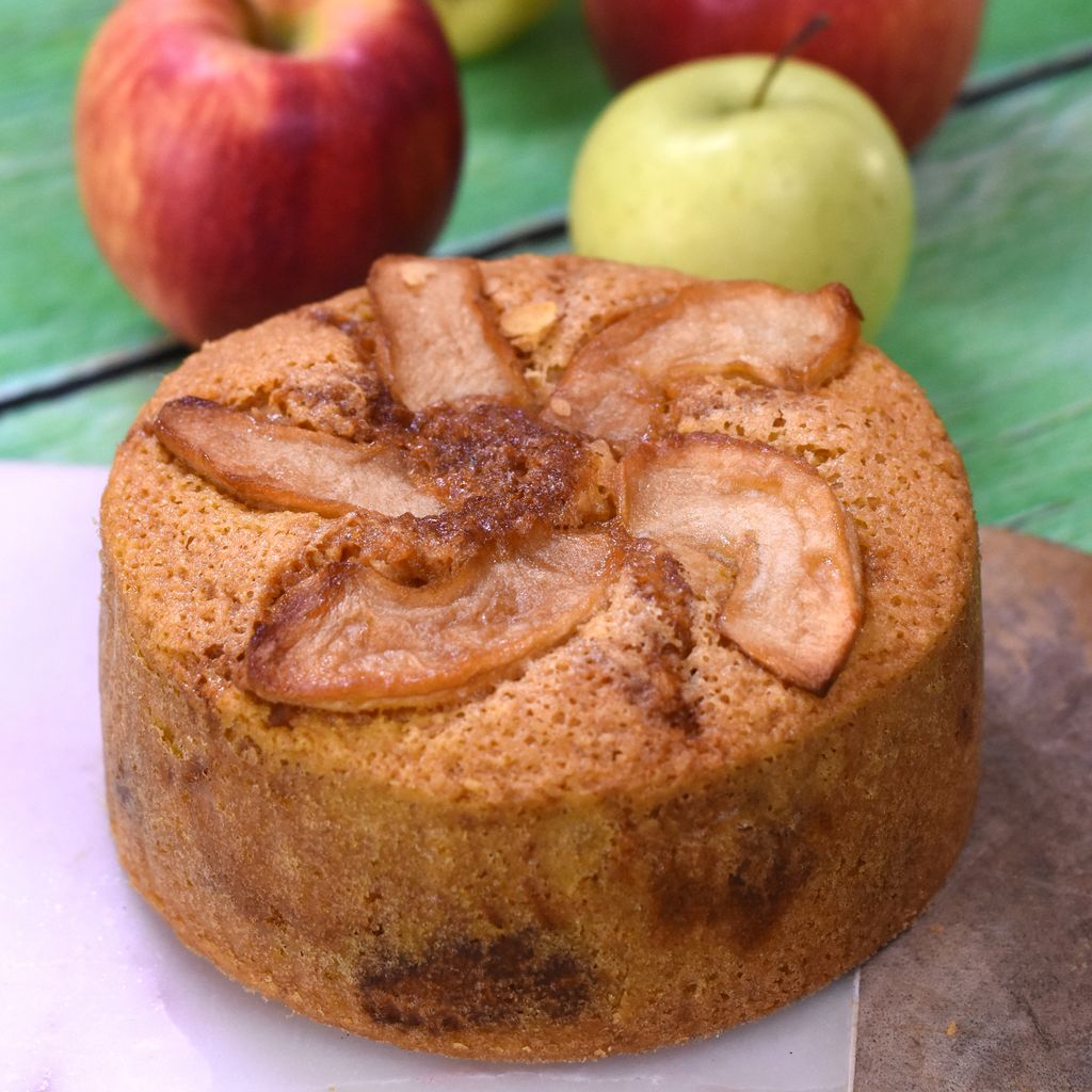 Gâteau aux pommes moelleux et ultra rapide : Recette de Gâteau aux pommes  moelleux et ultra rapide