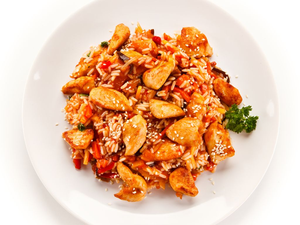 Riz, poulet à la crème fraîche et à la tomate Recette de Riz, poulet
