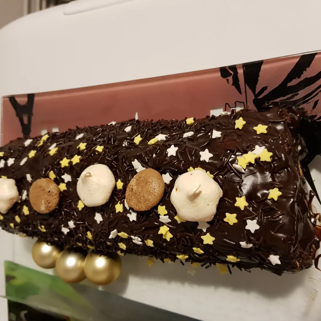 Buche De Noel Au Carambars Et Chocolat Recette De Buche De Noel Au Carambars Et Chocolat