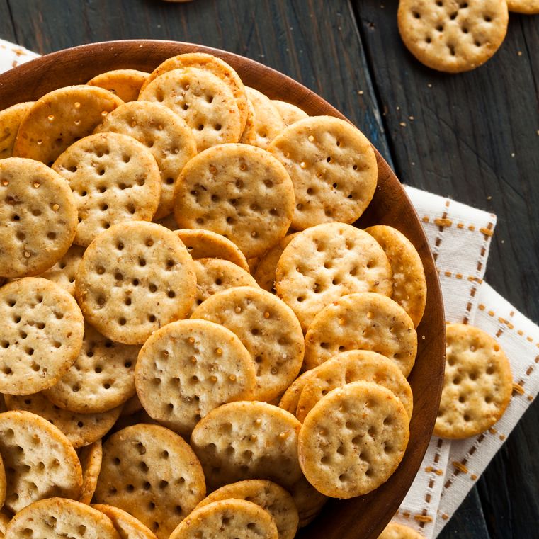 Biscuits apéritif au fromage facile : découvrez les recettes de