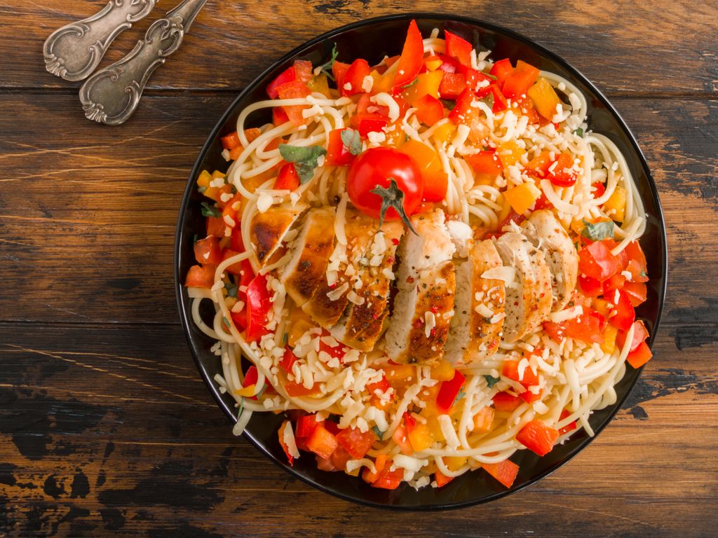 Spaghetti au poulet faciles Recette de Spaghetti au poulet faciles