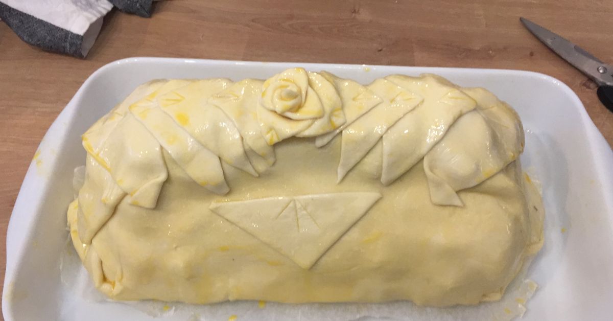 Rôti de boeuf en croûte au foie gras et girolles recette de Rôti de