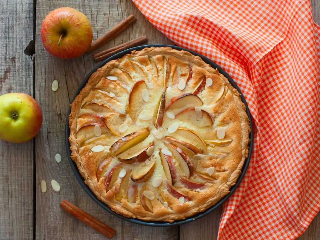 tarte amandine aux pommes et crème d'amandes