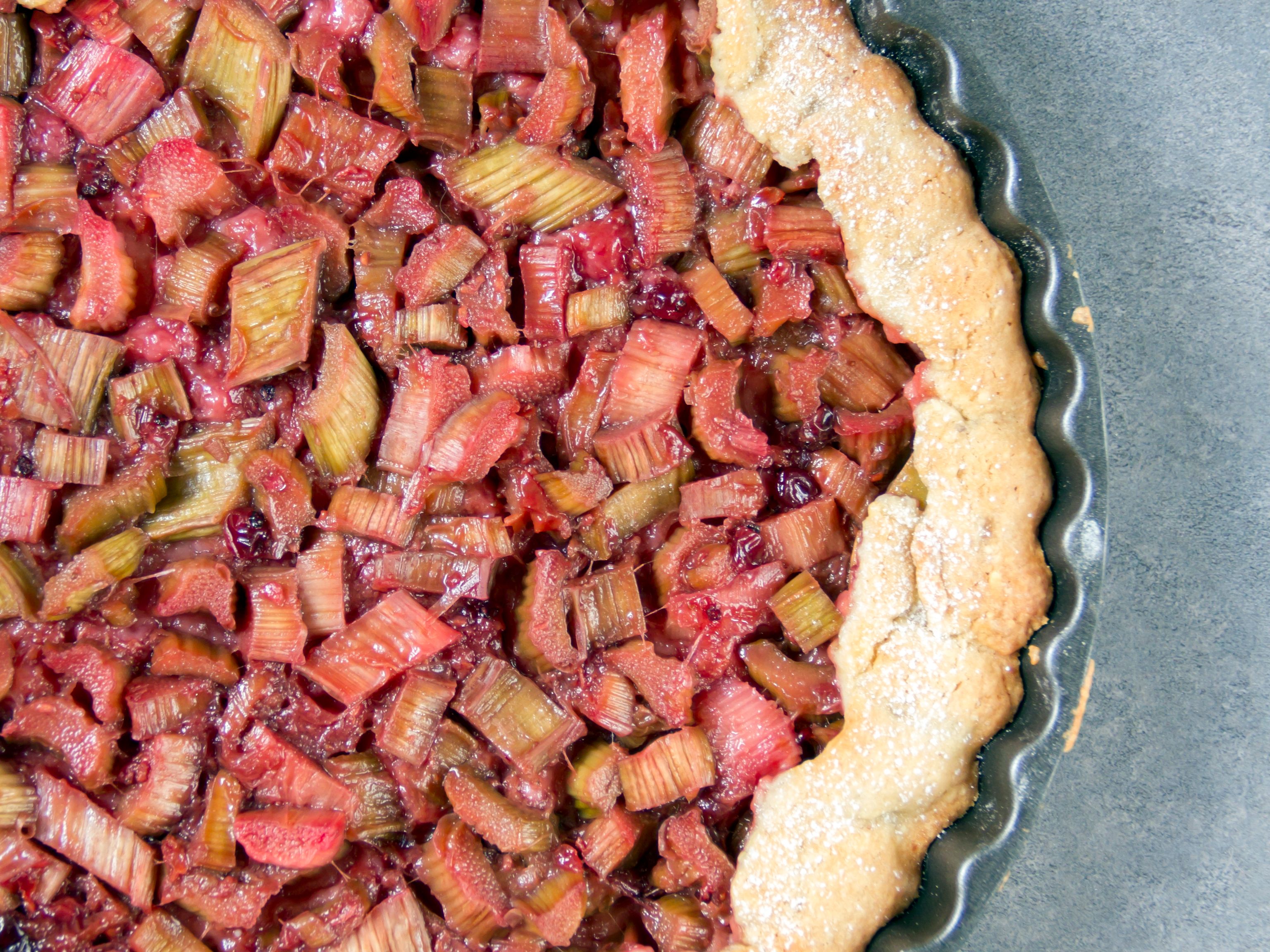 Tarte A La Rhubarbe Et Amande