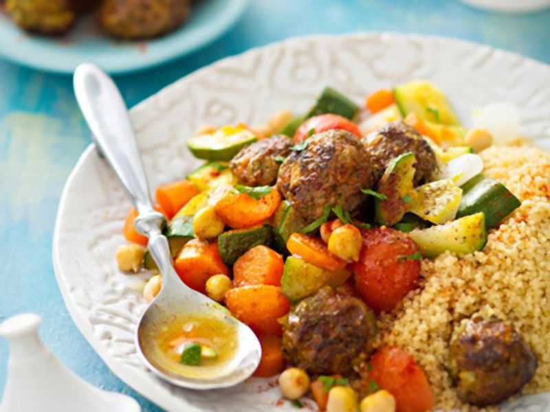 Couscous Aux Boulettes Recette De Couscous Aux Boulettes Marmiton