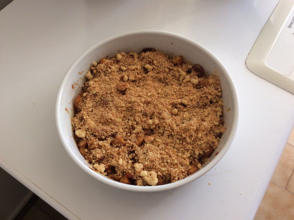 Crumble express pomme caramel au beurre salé : Recette de Crumble
