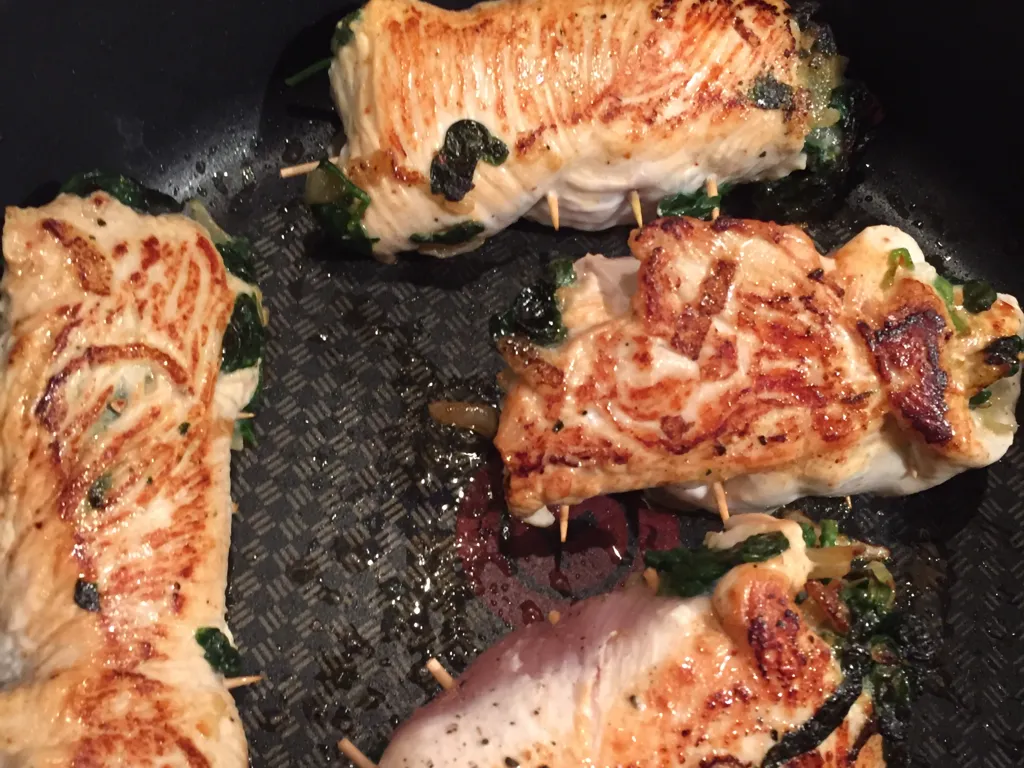 rouleaux de poulet aux épinards