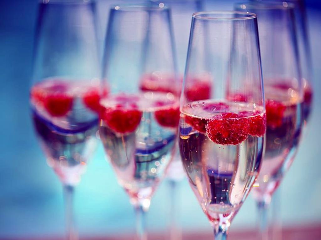 Framboisine au rosé : Recette de Framboisine au rosé