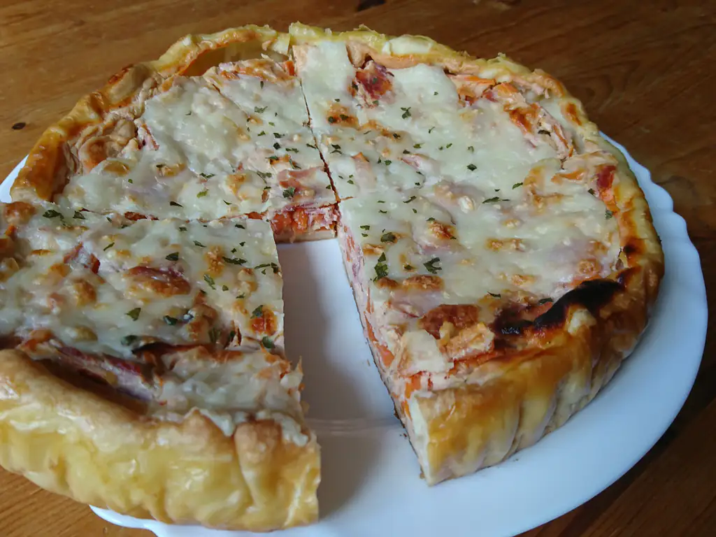 quiche bicolore carottes mozzarella et bolognaise