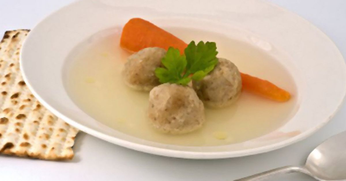 Bouillon de poulet avec kneidler (recette juive polonaise) recette de