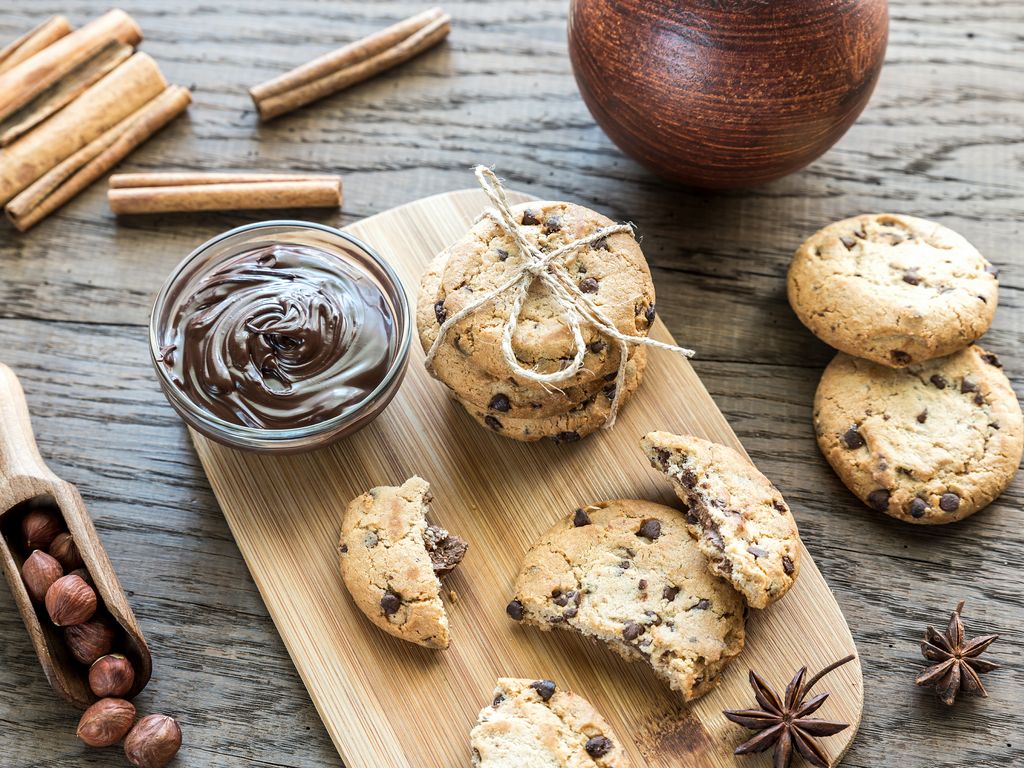 Cookies Aux Noisettes Et Aux 3 Chocolats : Recette De Cookies Aux ...