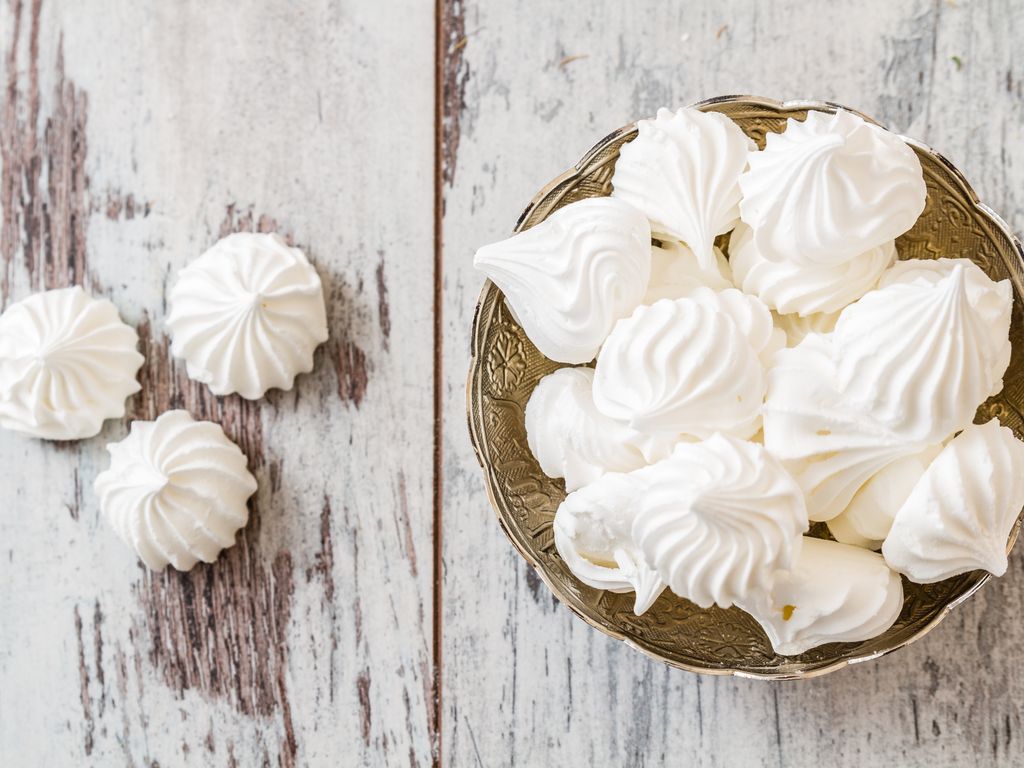 meringues croustillantes : Recette de meringues croustillantes - Marmiton