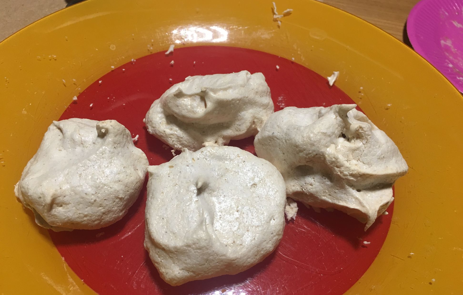 Meringues miel cannelle Recette de Meringues miel cannelle Marmiton