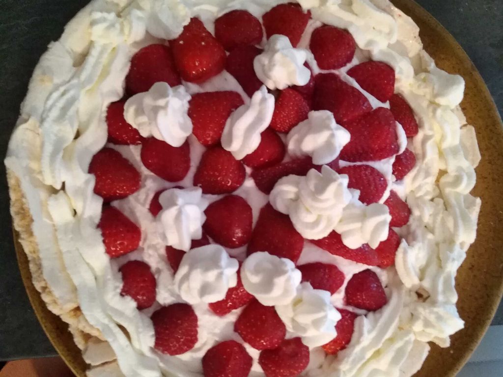 Meringue aux fruits et chantilly Recette de Meringue aux fruits et