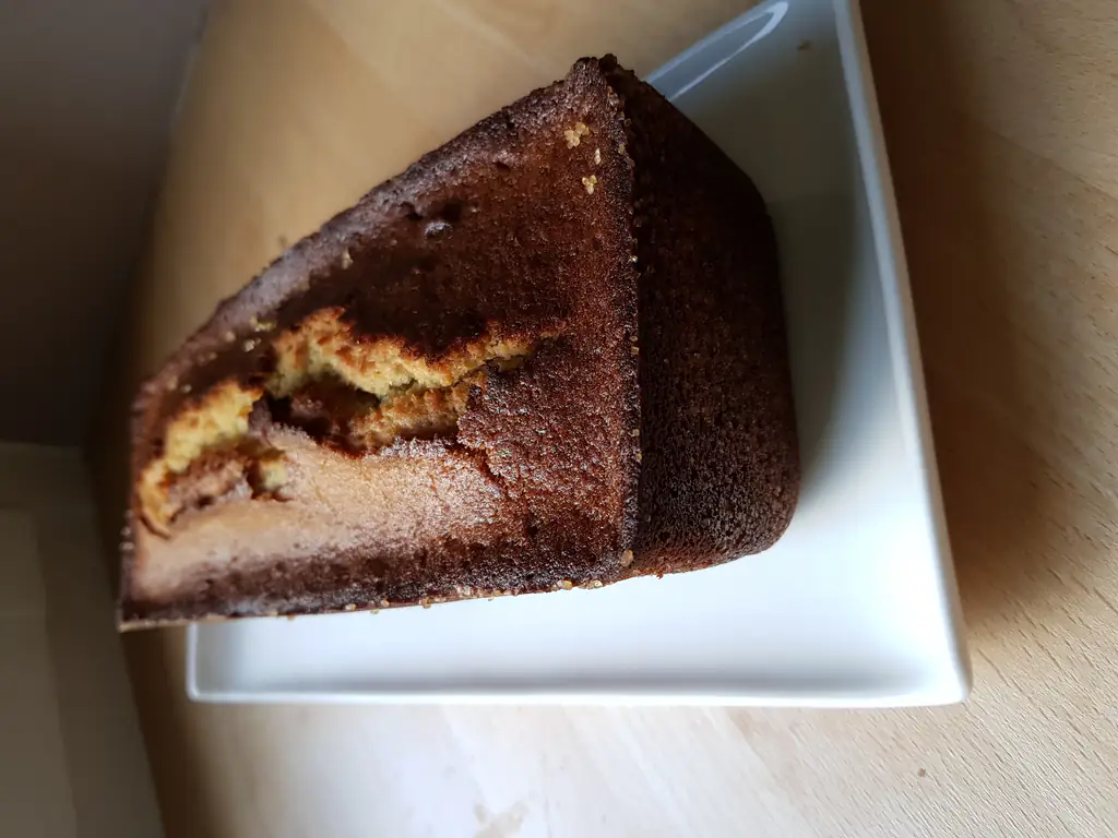 cake moelleux à la compote de rhubarbe