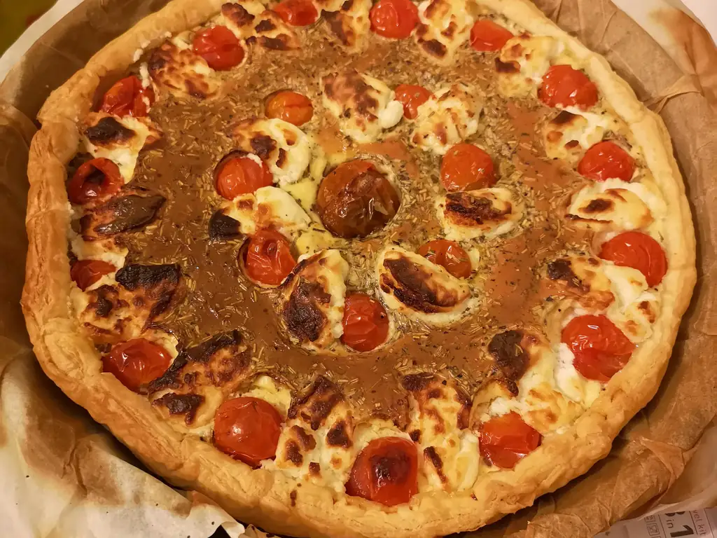 quiche aux tomates cerise et au chèvre