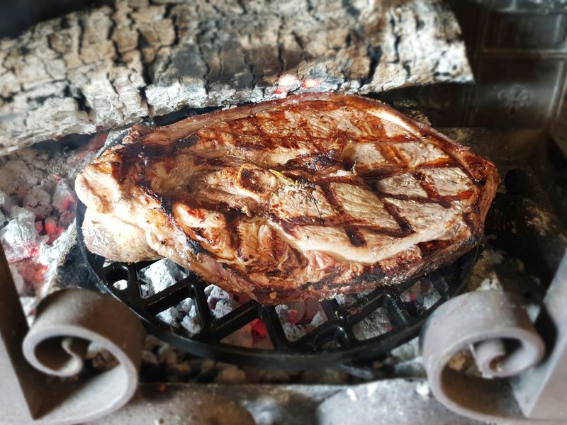 Rouelle De Porc Dans La Cheminée Recette De Rouelle De