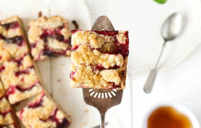 Pflaumenkuchen vom Blech mit Zimtstreuseln