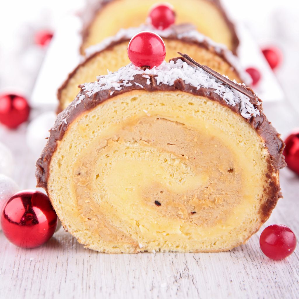Bûche de Noël crème pâtissière et chocolat : Recette de Bûche de