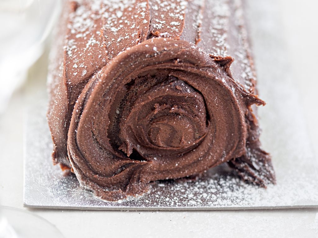 Bûche aux marrons de Noël : Recette de Bûche aux marrons de Noël - Marmiton