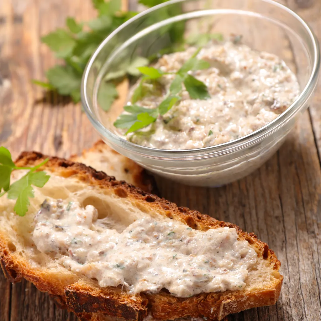 Rillettes De Sardines St Moret Thermomix Rillettes de thon au basilic au Thermomix : recette de Rillettes de thon au  basilic au Thermomix