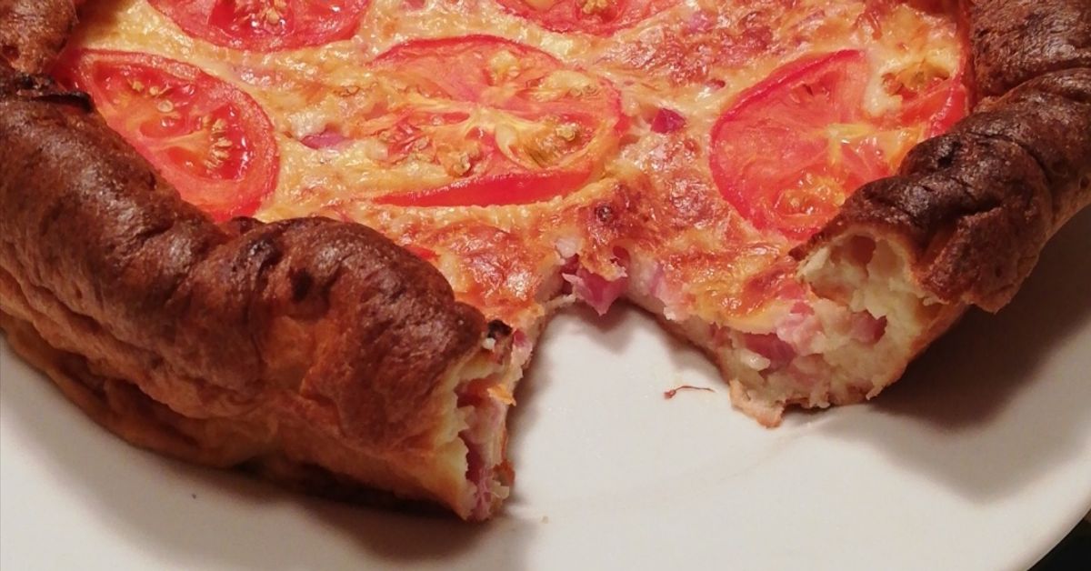 Soufflé façon quiche sans pâte jambon, fromage, oignons recette de