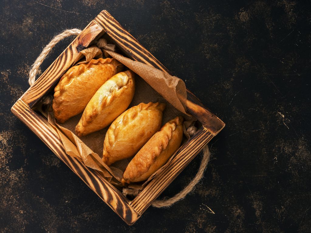 Petits chaussons au foie gras : Recette de Petits chaussons au foie gras