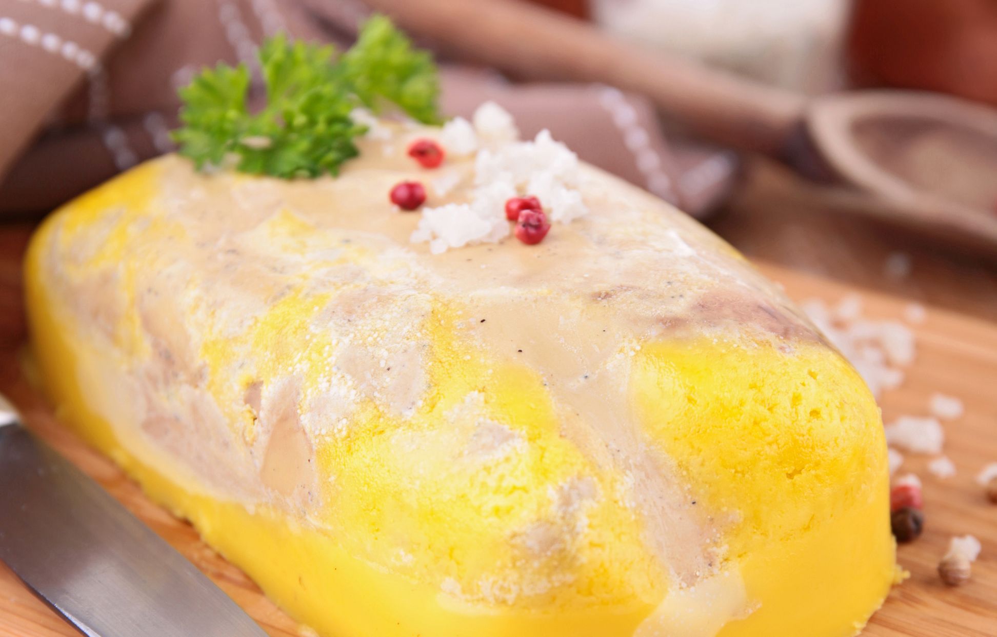 Foie gras en ballotine Recette de Foie gras en ballotine Marmiton