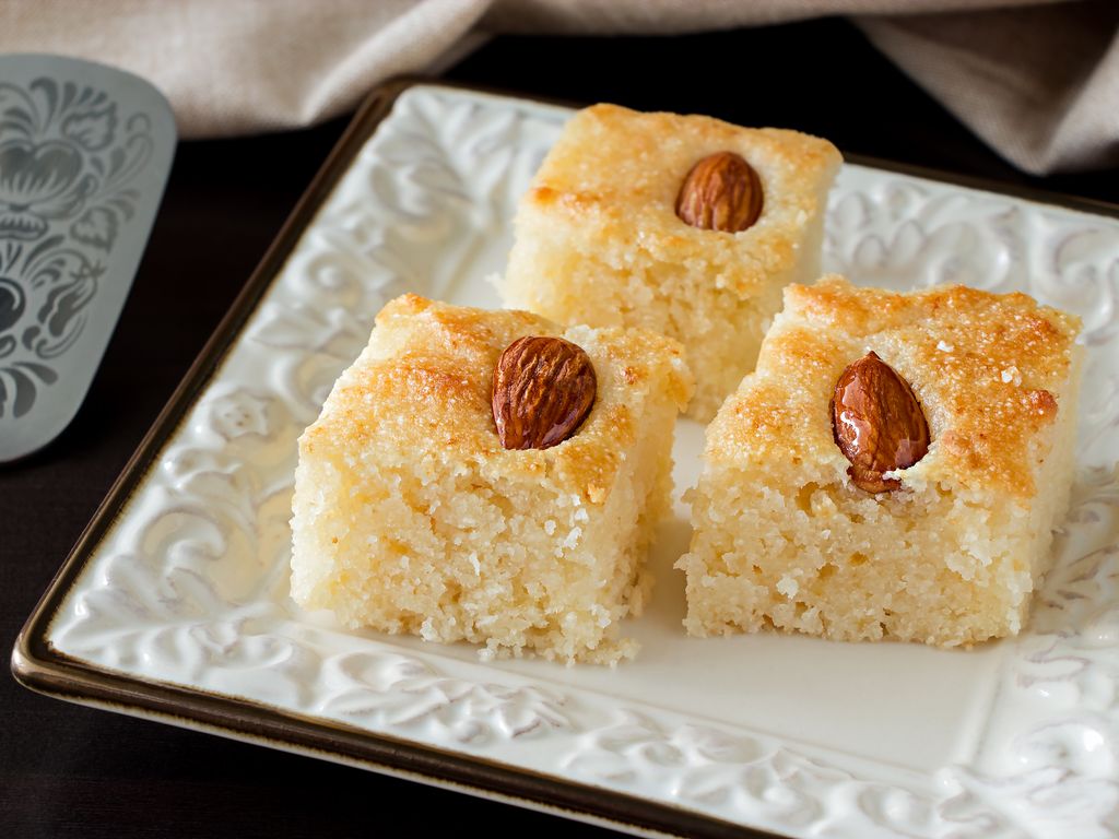 Gateau De Semoule Libanais A La Rose Au Monsieur Cuisine Recette