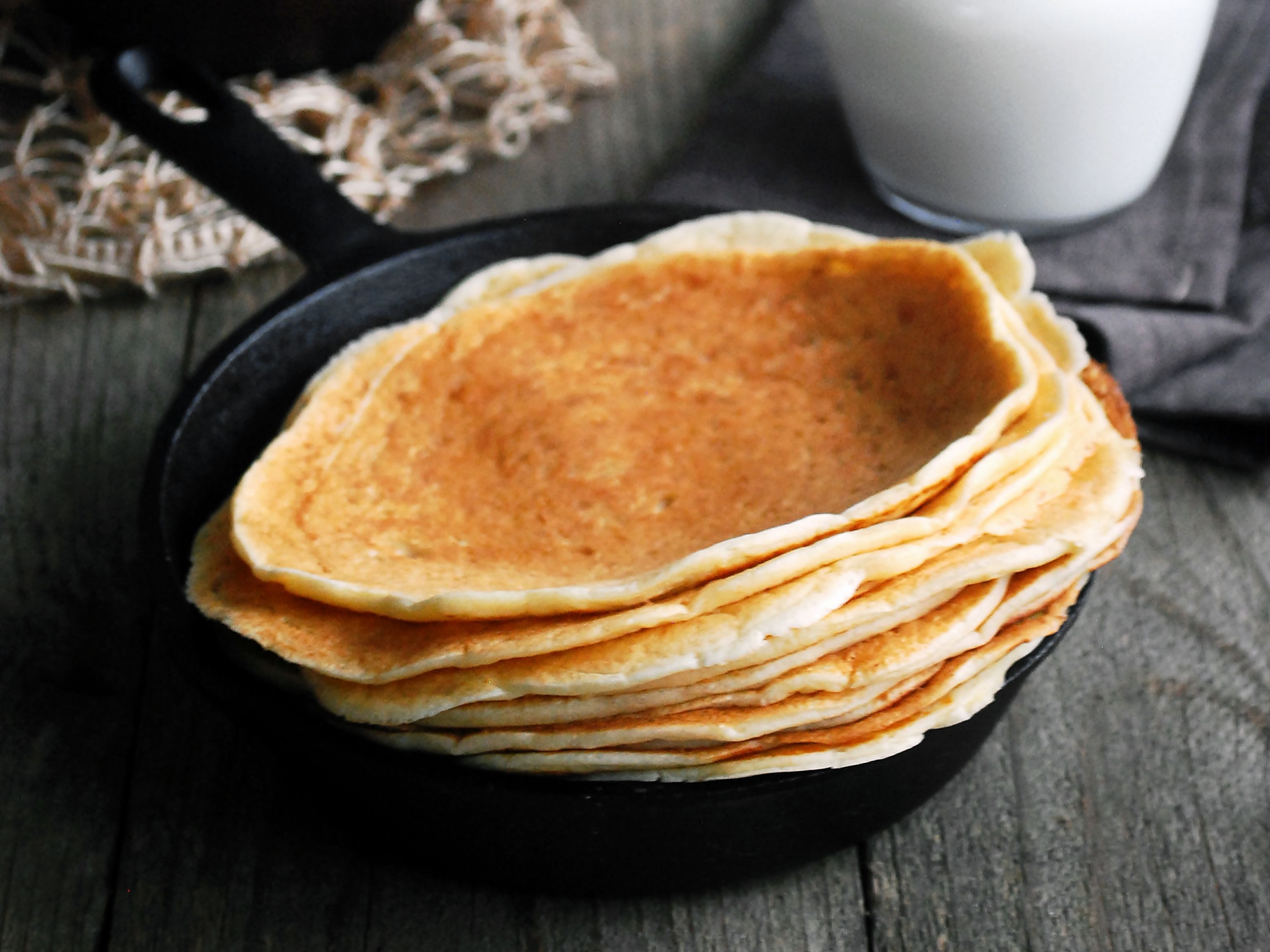 Pâte à crêpe avec du lait d