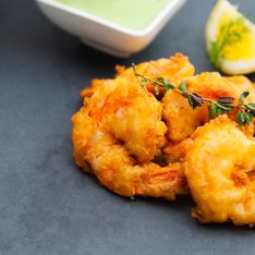 Beignets de crevettes marinées au curry et au citron vert