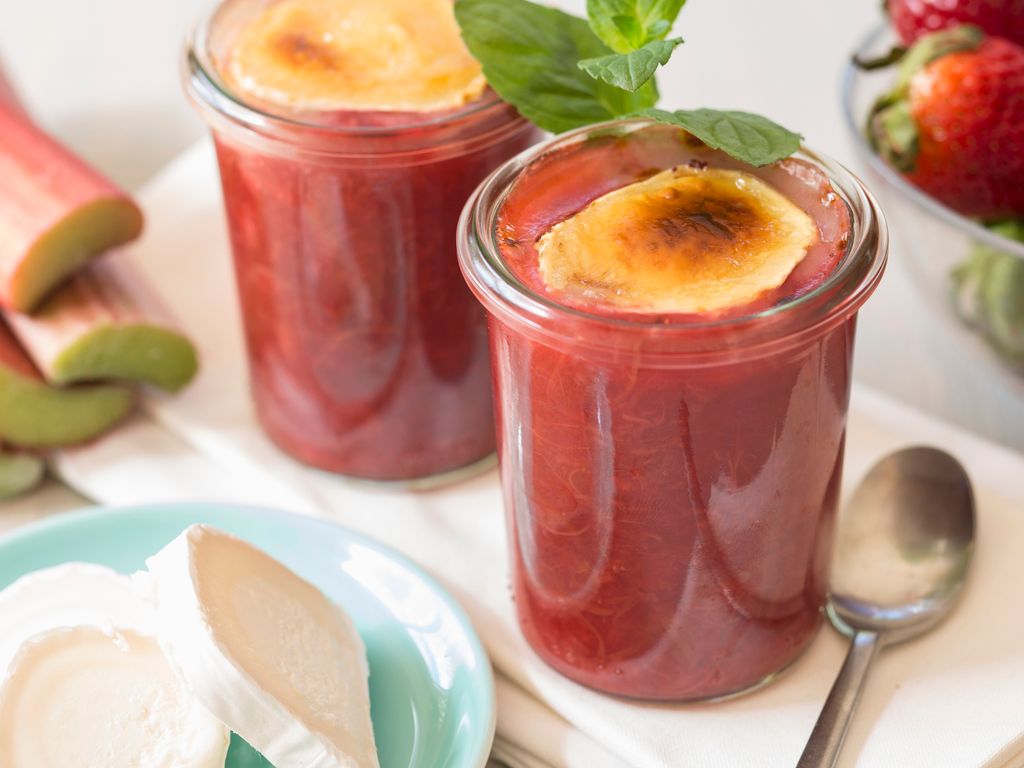 compote de rhubarbe aux fraises Recette de compote de rhubarbe aux
