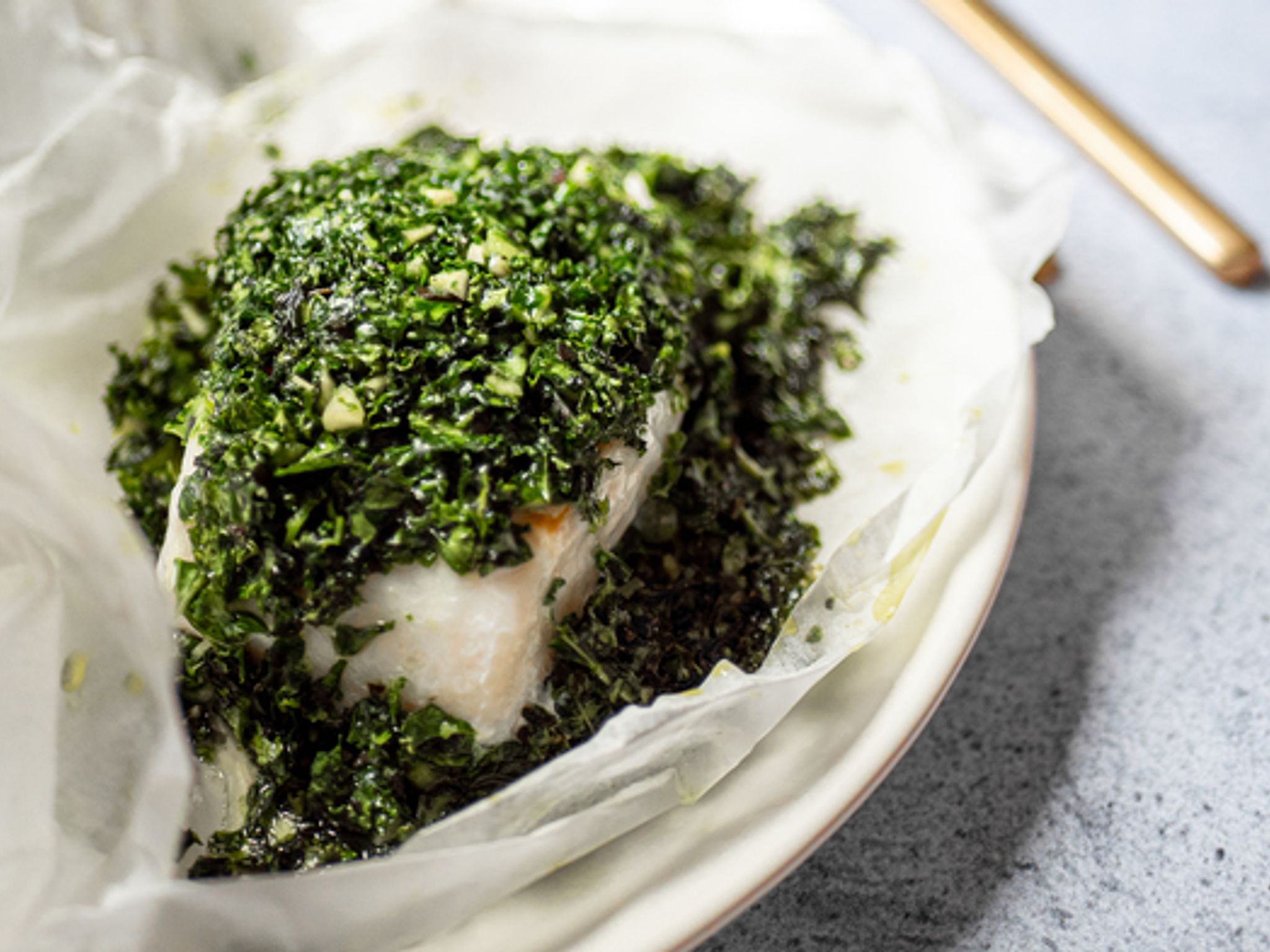 papillote de cabillaud, pesto de chou kale Recette de papillote de