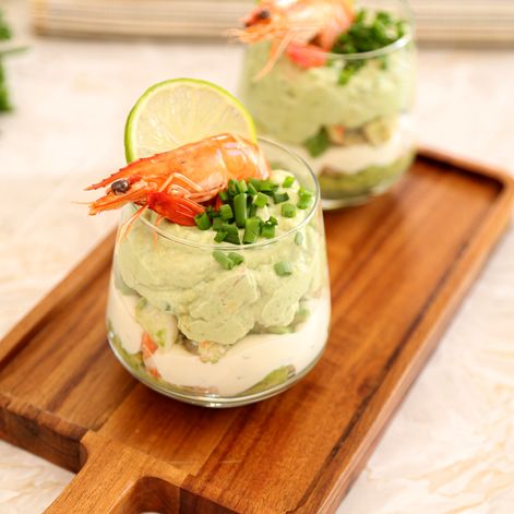 Verrines Avocats Crevettes Et Fromage Frais : Recette De Verrines ...