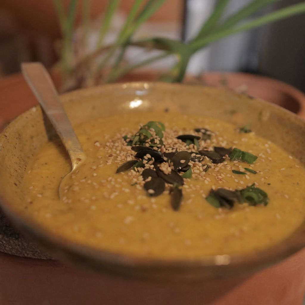soupe à la bière chou-fleur et comté de louise browaeys : Recette de soupe  à la bière chou-fleur et comté de louise browaeys - Marmiton