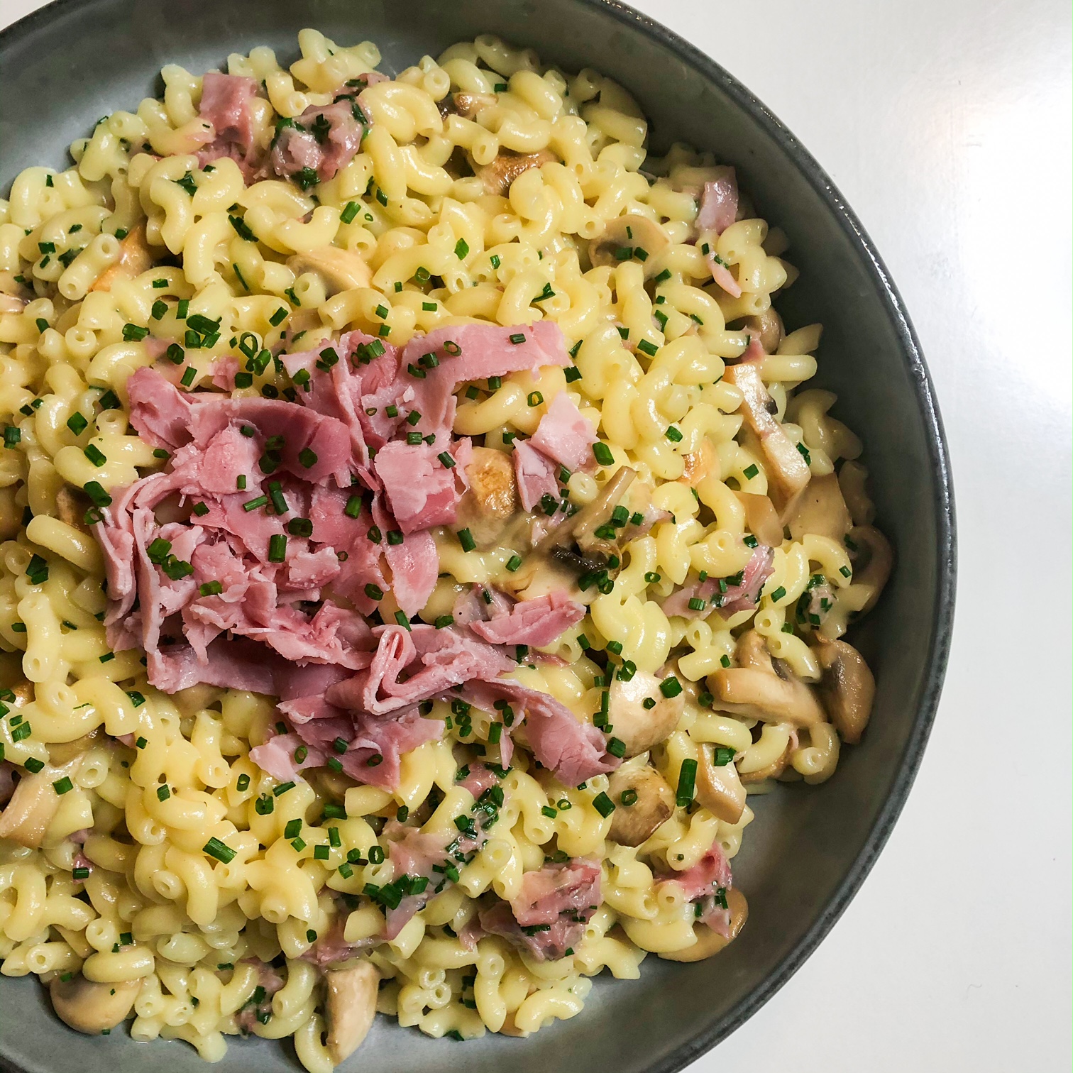 Coquillettes au jambon facile et rapide : découvrez les recettes de Cuisine  Actuelle