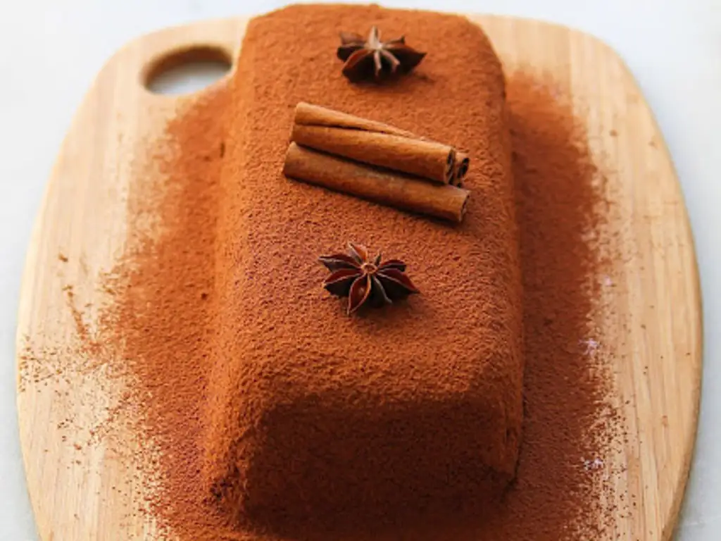 bûche de noël à la cannelle et au pain d'épices