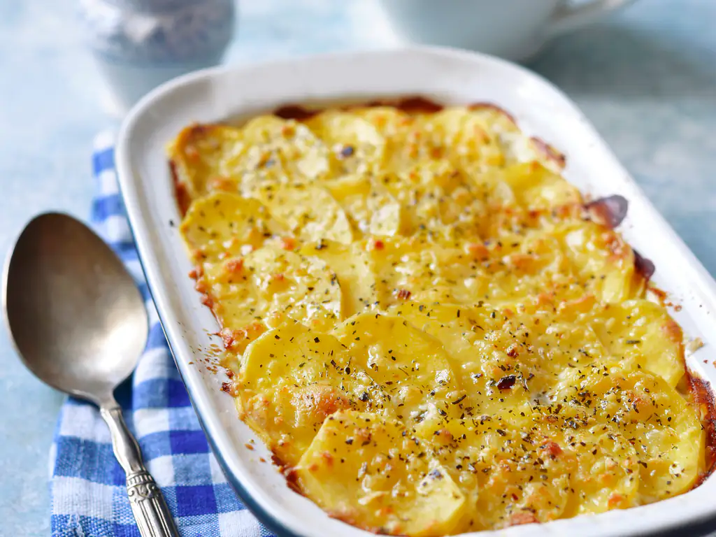gratin de pomme de terre et de saumon fumé