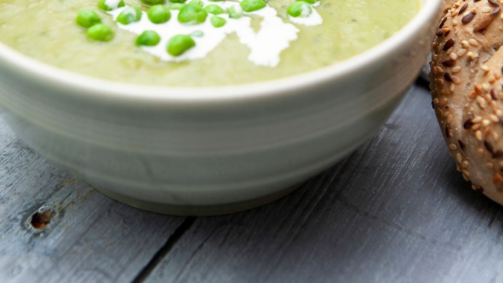 Soupe de petits pois à la noix de coco - LaCuisine