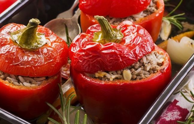 Pimientos rellenos (Bajoques farcides)